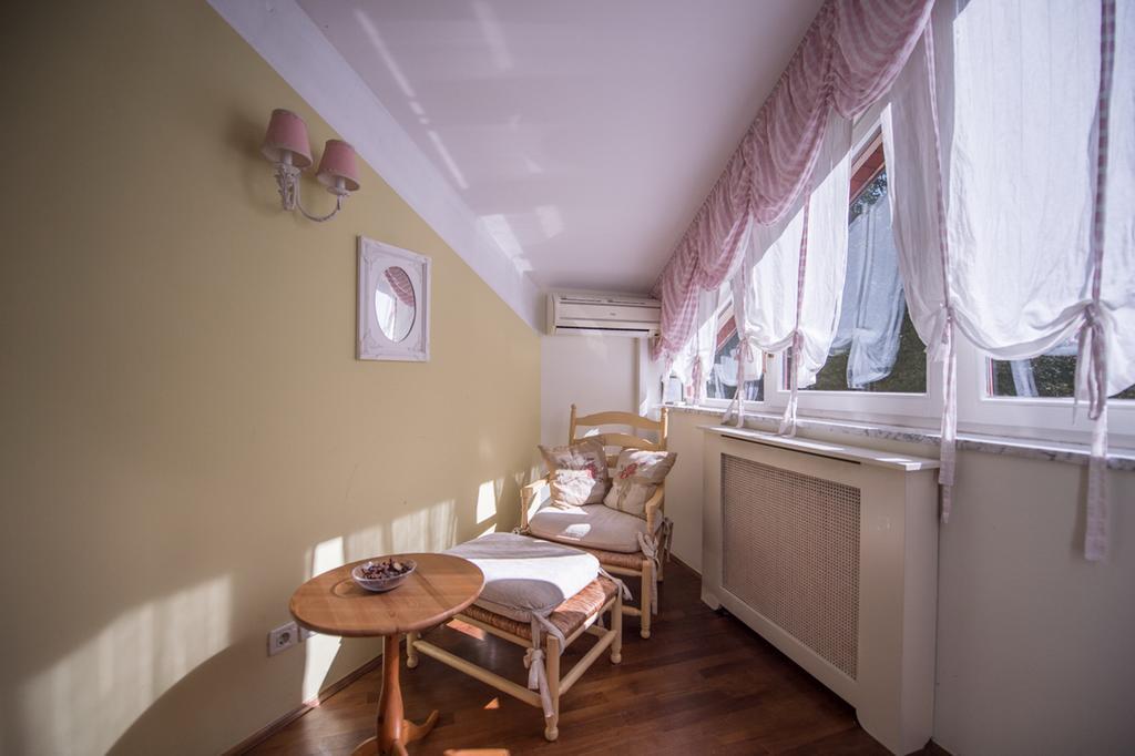 Guesthouse Trajbar Team Zapresić Quarto foto