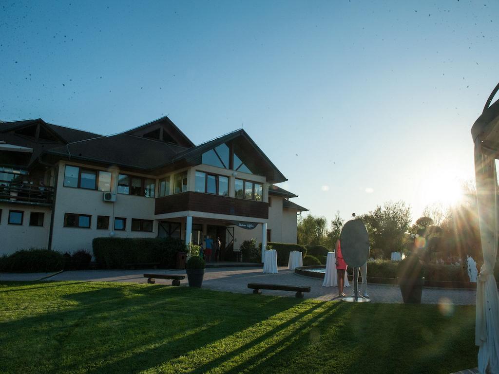 Guesthouse Trajbar Team Zapresić Exterior foto